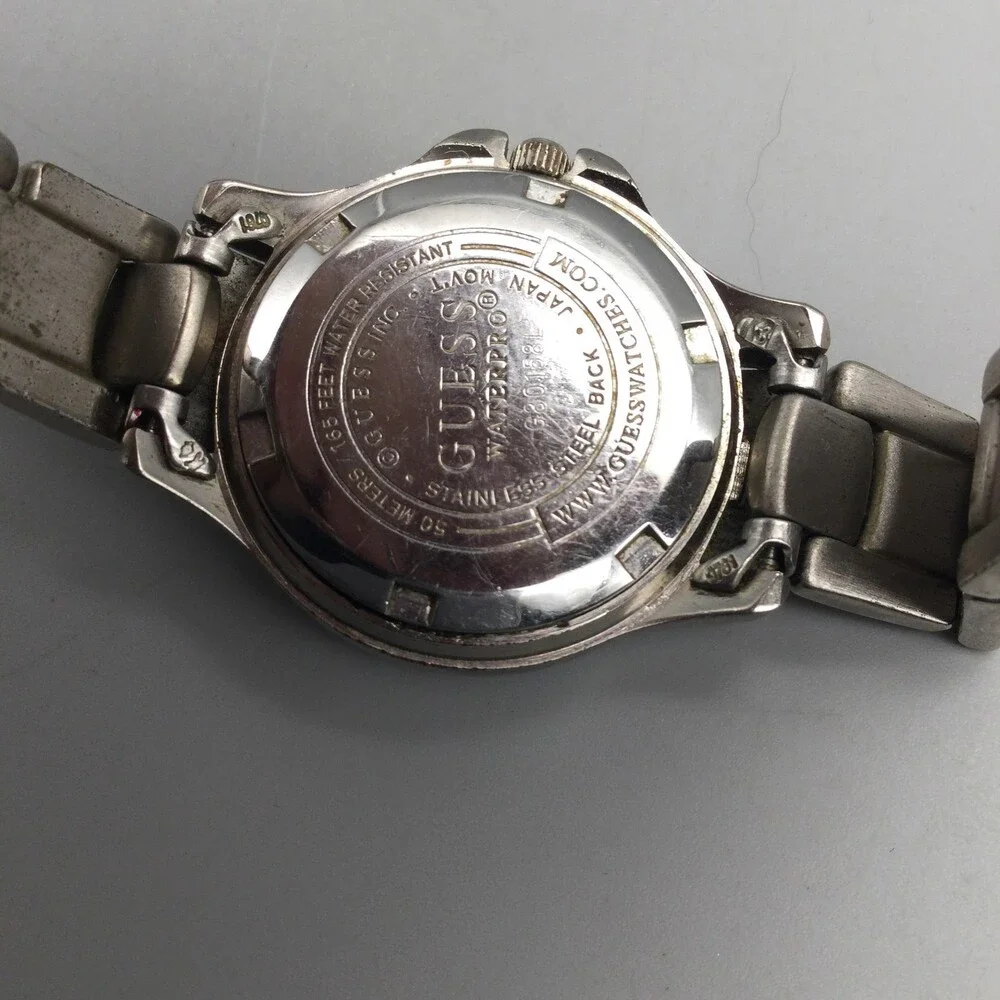 Guess Waterpro Womens Watch 28mm Silver Tone Bracelet Date New Battery 7